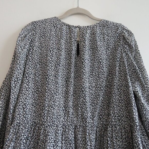 & OTHER STORIES Voluminous Twill Tiered Mini Dress Ditsy Floral Black White Sz M - Picture 14 of 15